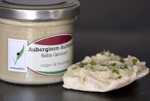 Aubergine pasta