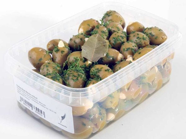 Groene olijf met amandel