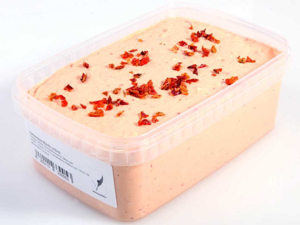 rode pasta met paprika